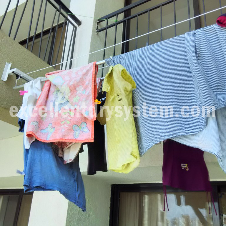 indoor clothes drying rack in Wanowrie